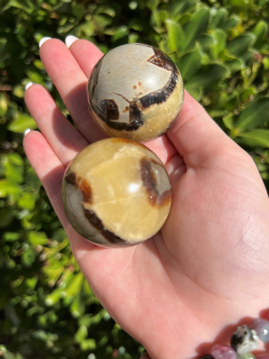 Serpentine Sphere