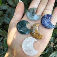 MYSTERY MOON