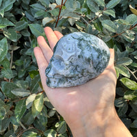 MOSS AGATE SKULL