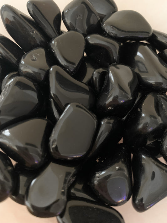 BLACK OBSIDIAN TUMBLED STONE