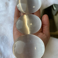 SELENITE PALM STONE