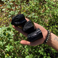 BLACK TOURMALINE TOP POLISH POINT